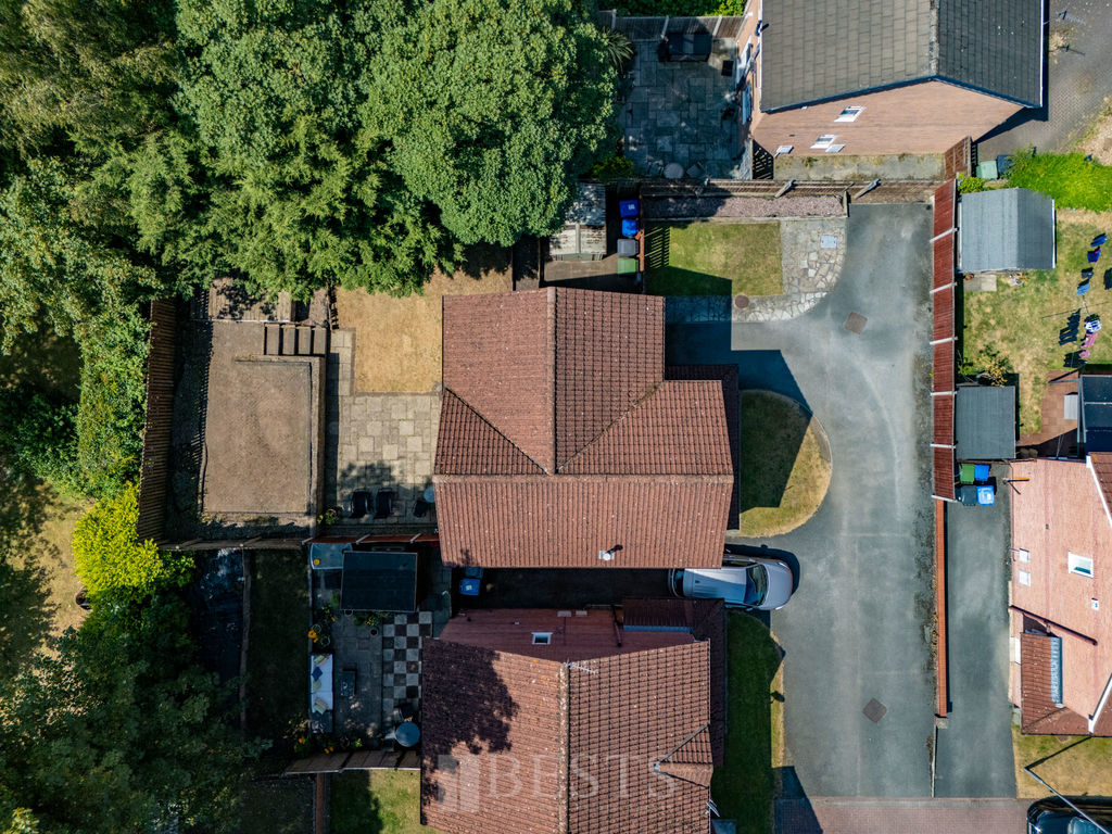 Stonehills Court